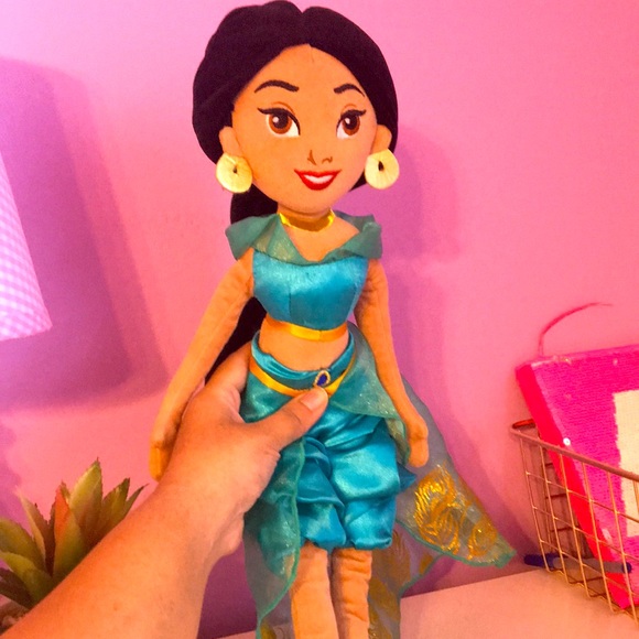 Princess Jasmine Tall Plushie from the Disney Store! - Picture 1 of 2